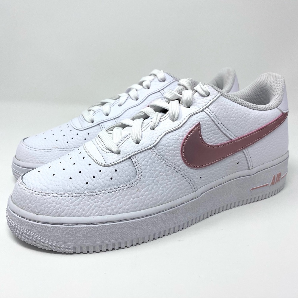 Nike Air Force 1 Women’s Sneakers - Picture 2 of 6